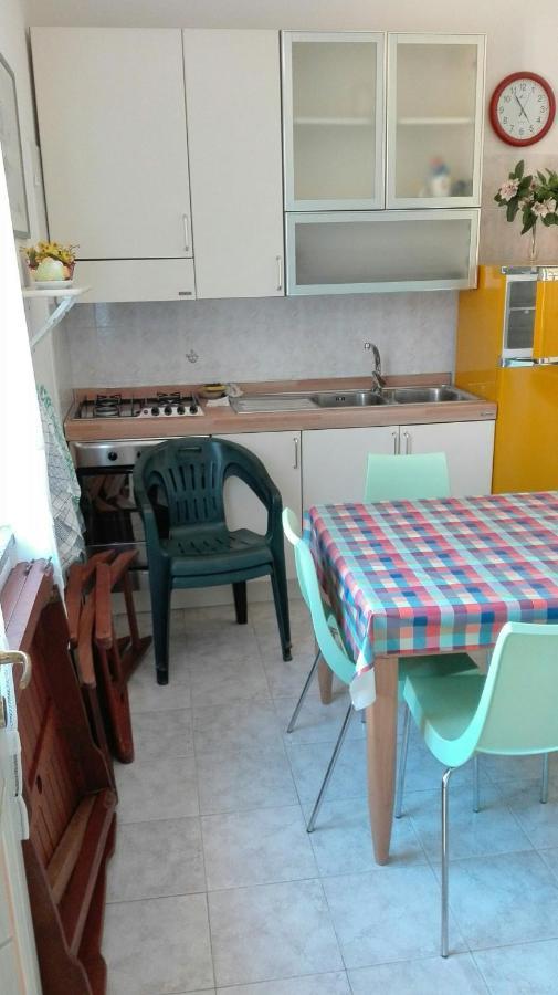 Appartamento In Paese A Santa Teresa Di Gallura Exterior photo